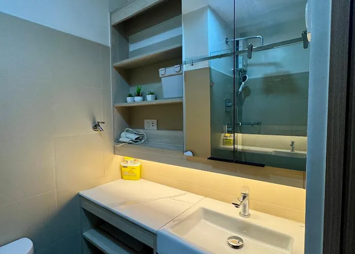 Jays Aparthotel